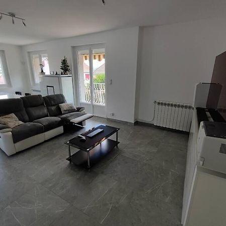 Appartement Petite Maison De 70M2 Tres Calme à Bellerive-sur-Allier Extérieur photo